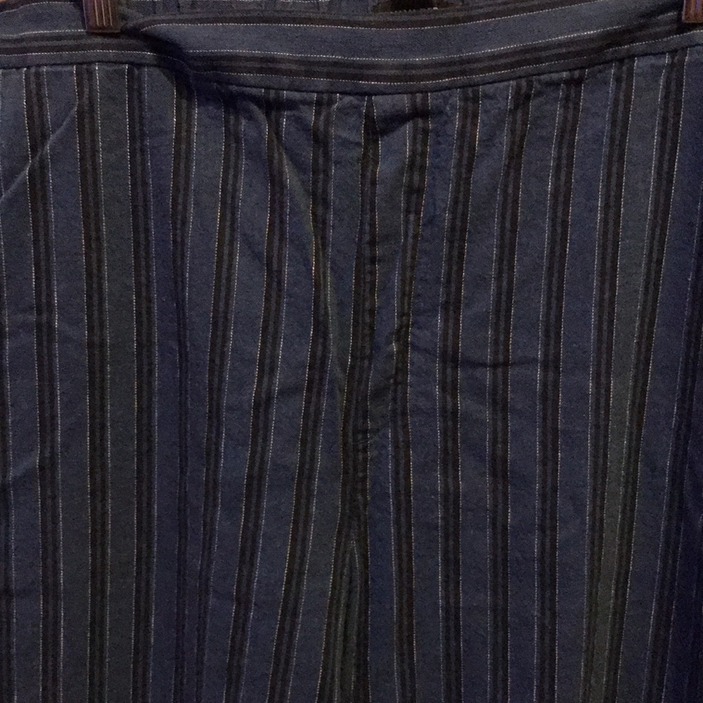 Banana Republic size 18 crop pants.